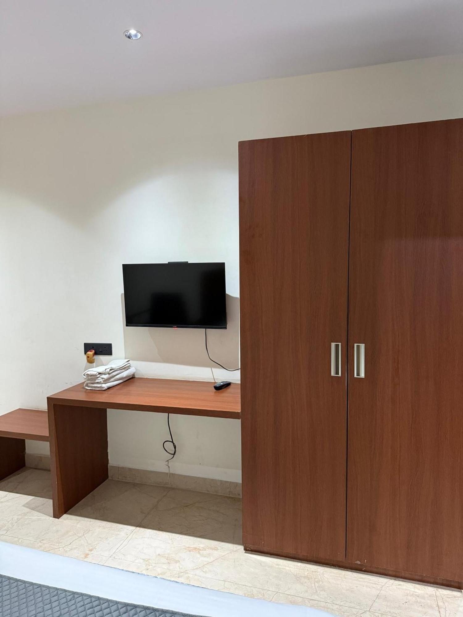 Agarwal'S Residency Hotel Visakhapatnam Eksteriør billede